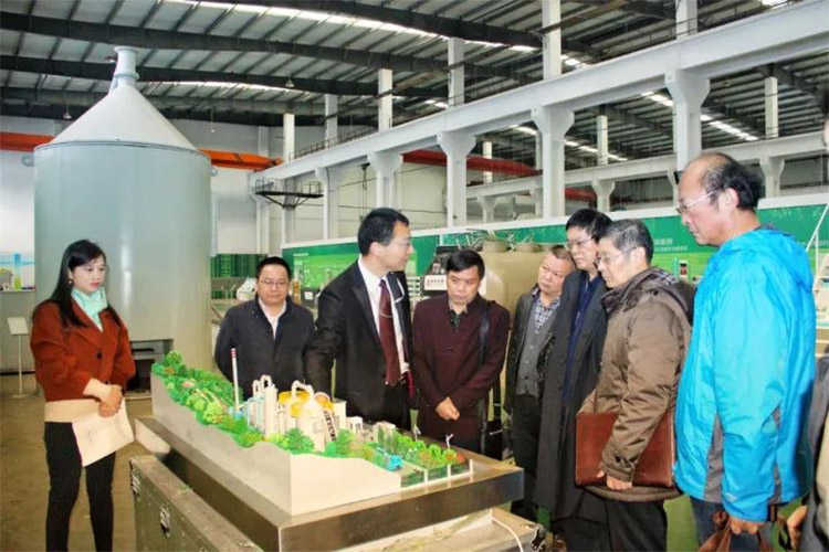 新2手机会员登录网址垃圾无害化处理工作站通过权威专家评审，达到行业领先水平